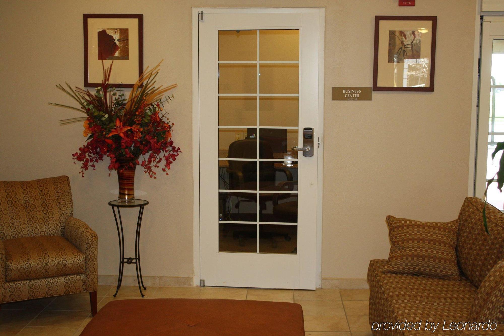 Candlewood Suites Merrillville, An Ihg Hotel Interior photo